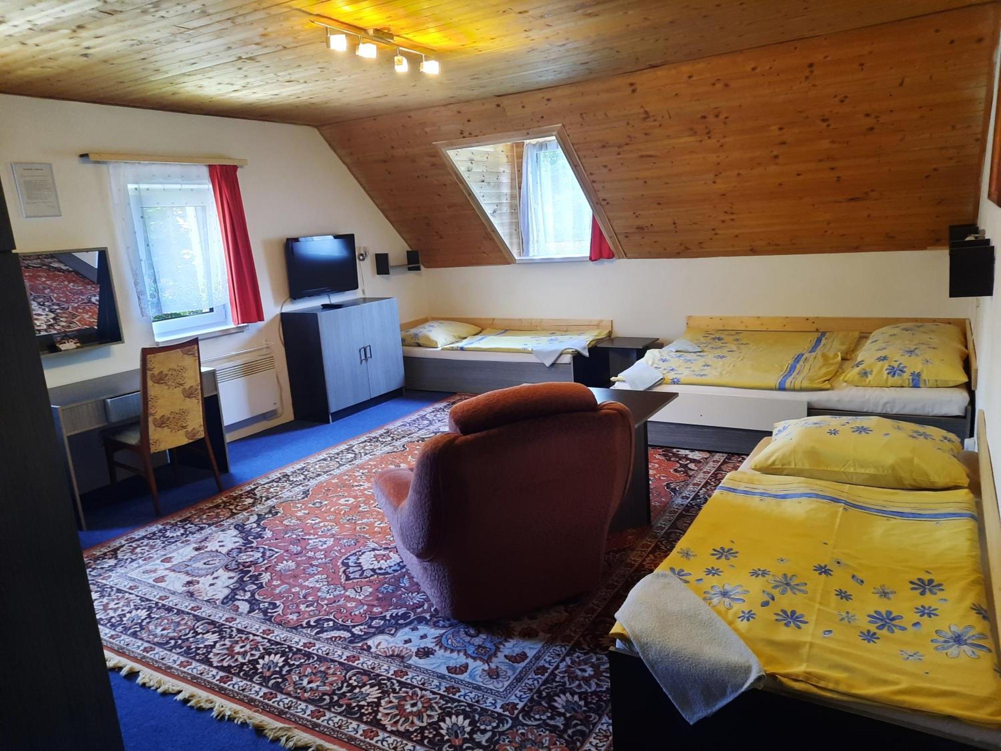 Pension Lipa Horni Marsov Exterior photo